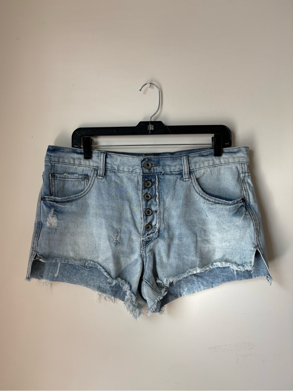 Free People Cutoff Distressed Raw Hem Button Fly High Rise Denim Short Sz. W30